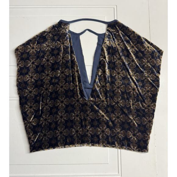Urban Outfitters Ecote Blue Gold Floral Velvet Top Sleeveless Deep V Size Medium - Picture 6 of 6